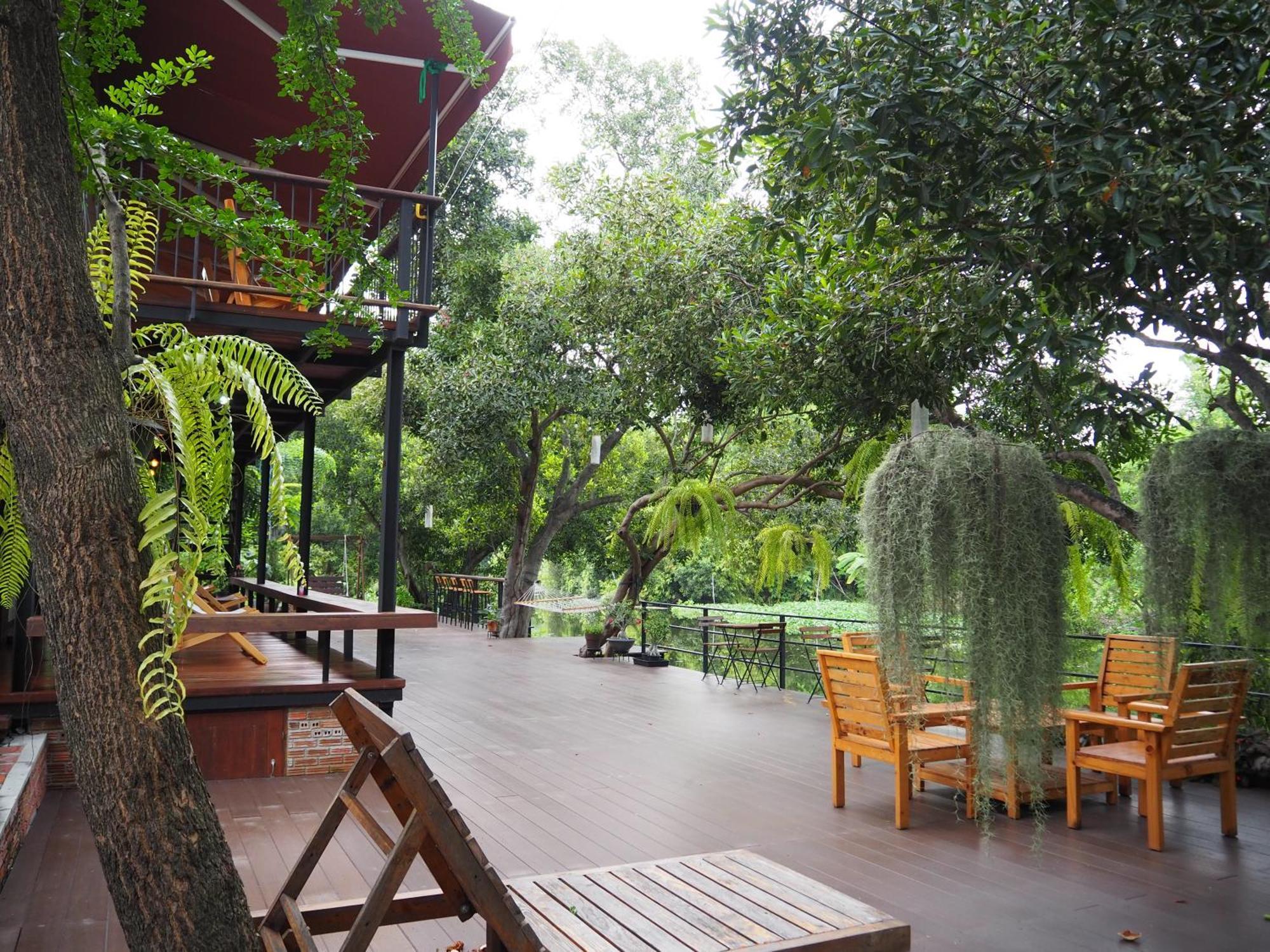 Banmai87 Guest House บ้านไม้87 เกสต์เฮ้าส์ Ayutthaya Bagian luar foto