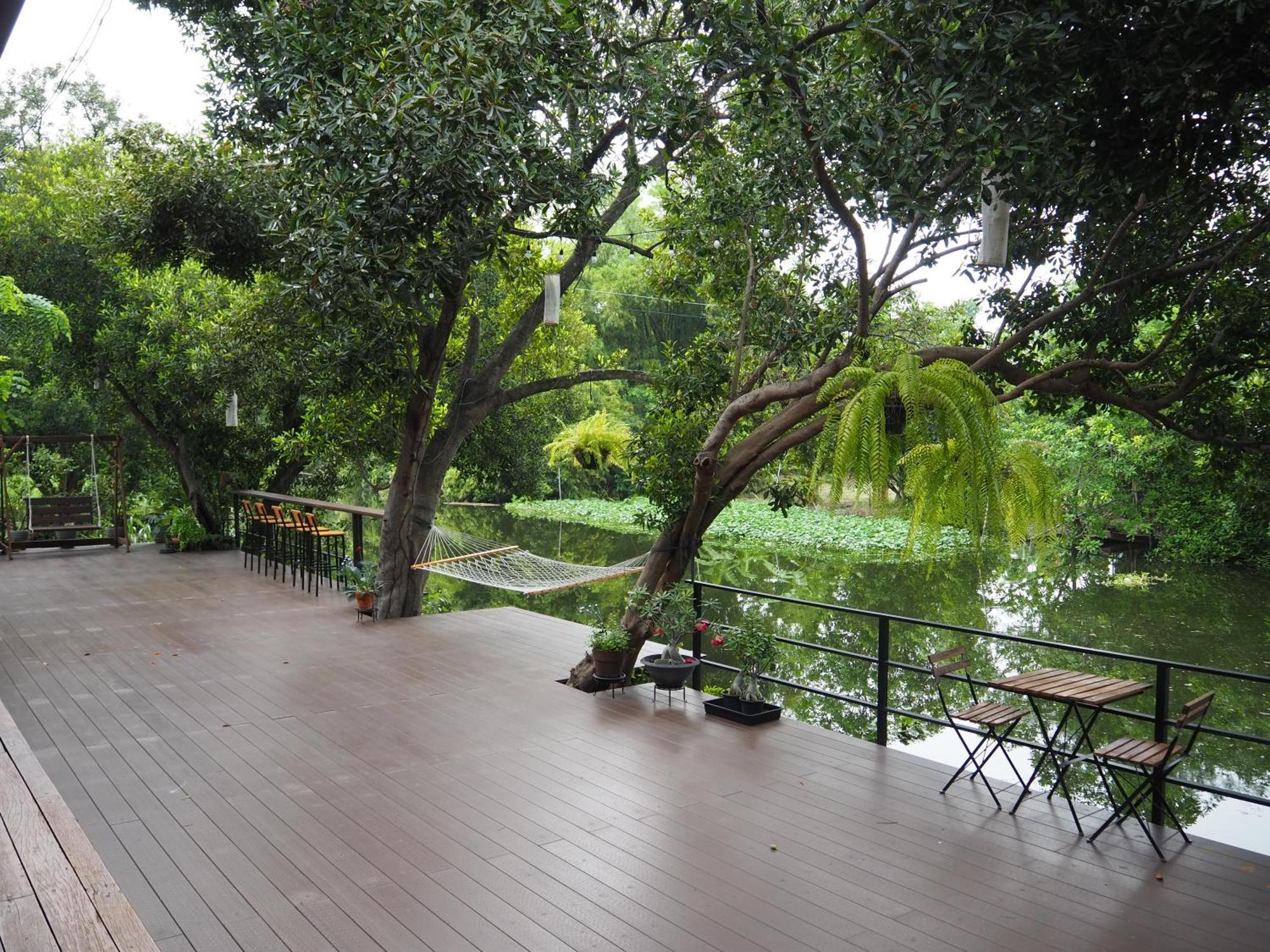 Banmai87 Guest House บ้านไม้87 เกสต์เฮ้าส์ Ayutthaya Bagian luar foto